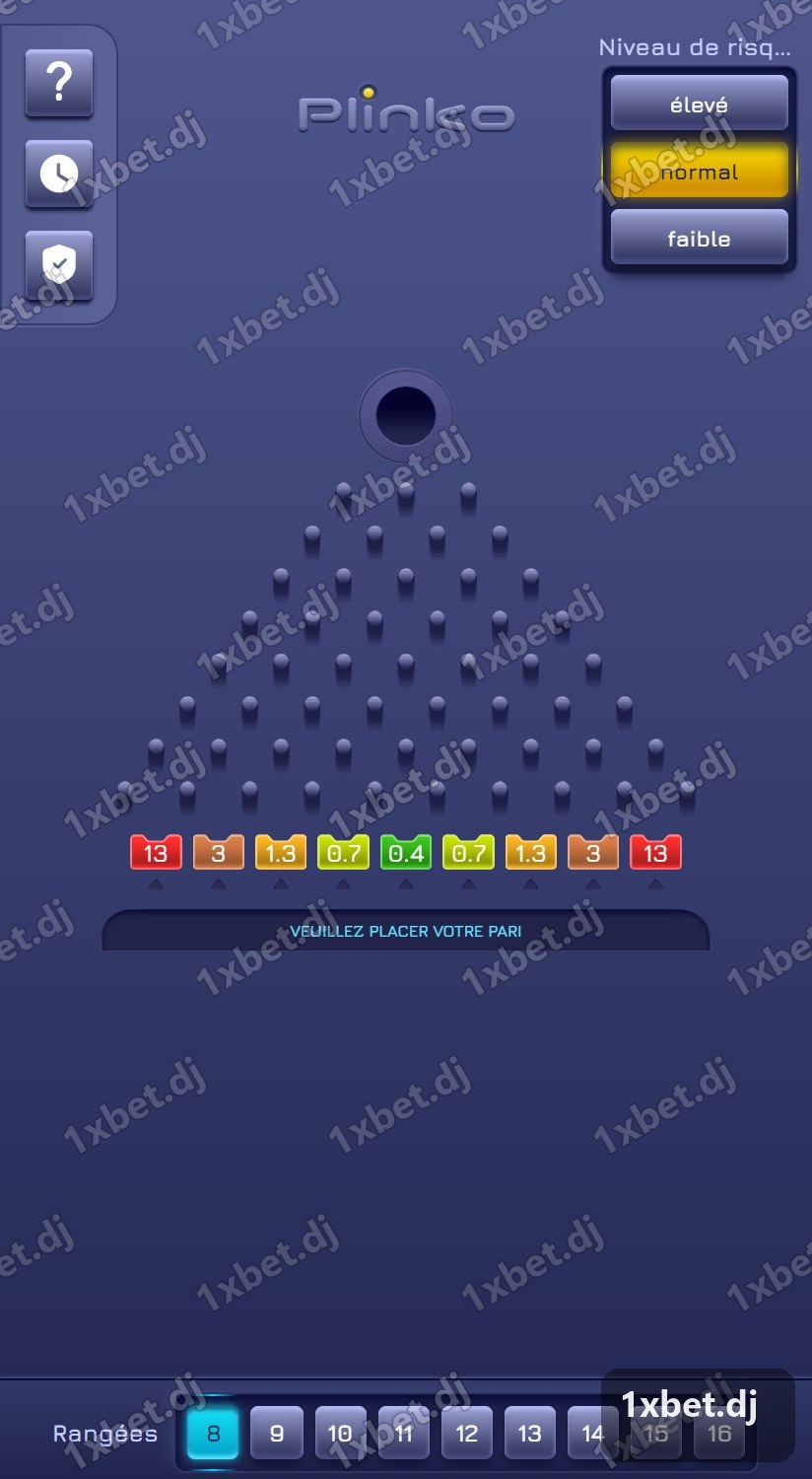 Plinko - Pyramide de Plinko à 8 rangées, risque normal
